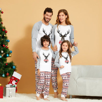 Pijamas Navidad Familia <br/> Ciervo Feliz Navidad